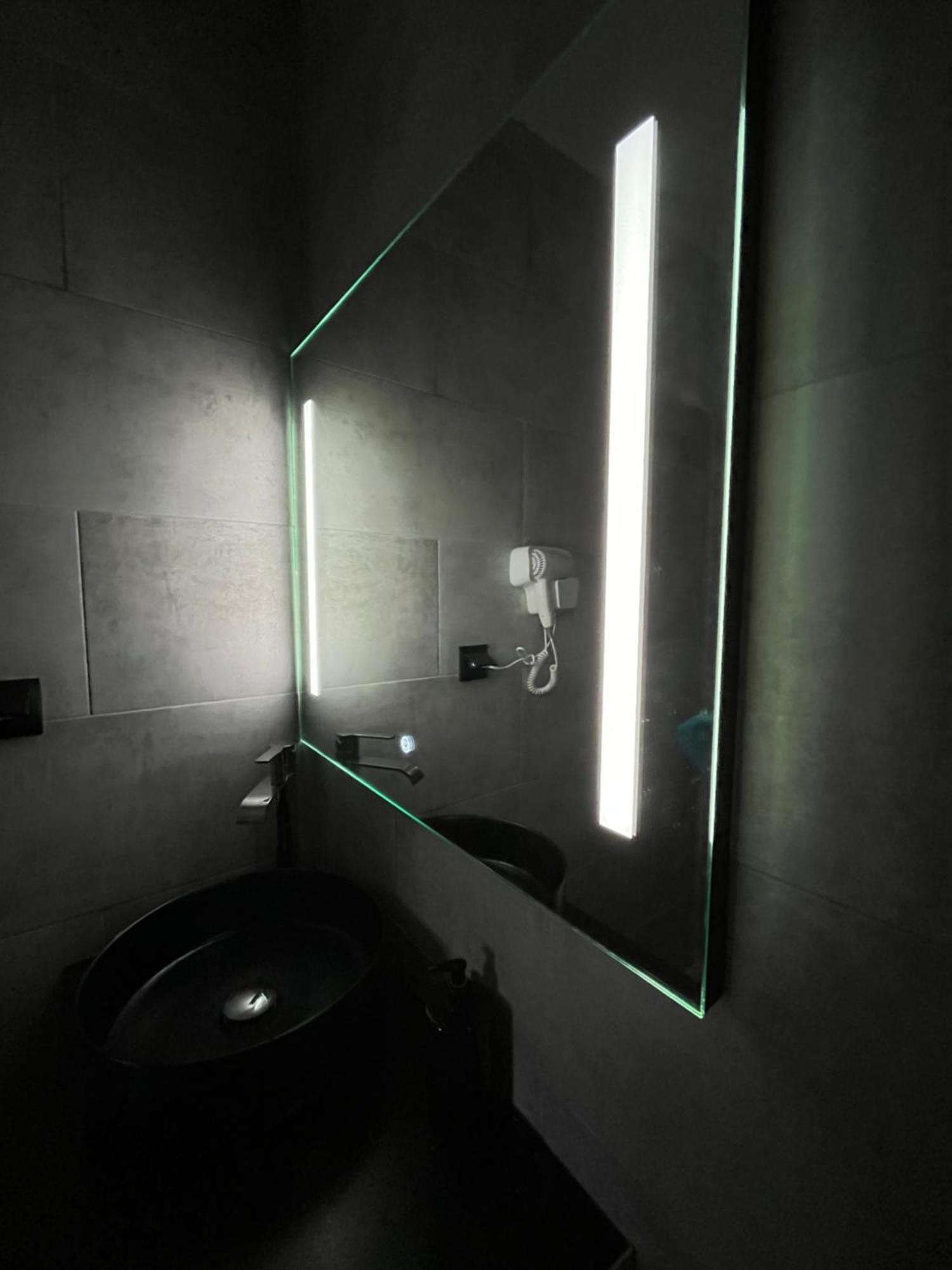 Joannas Airport Luxury Rooms Artémida Eksteriør bilde