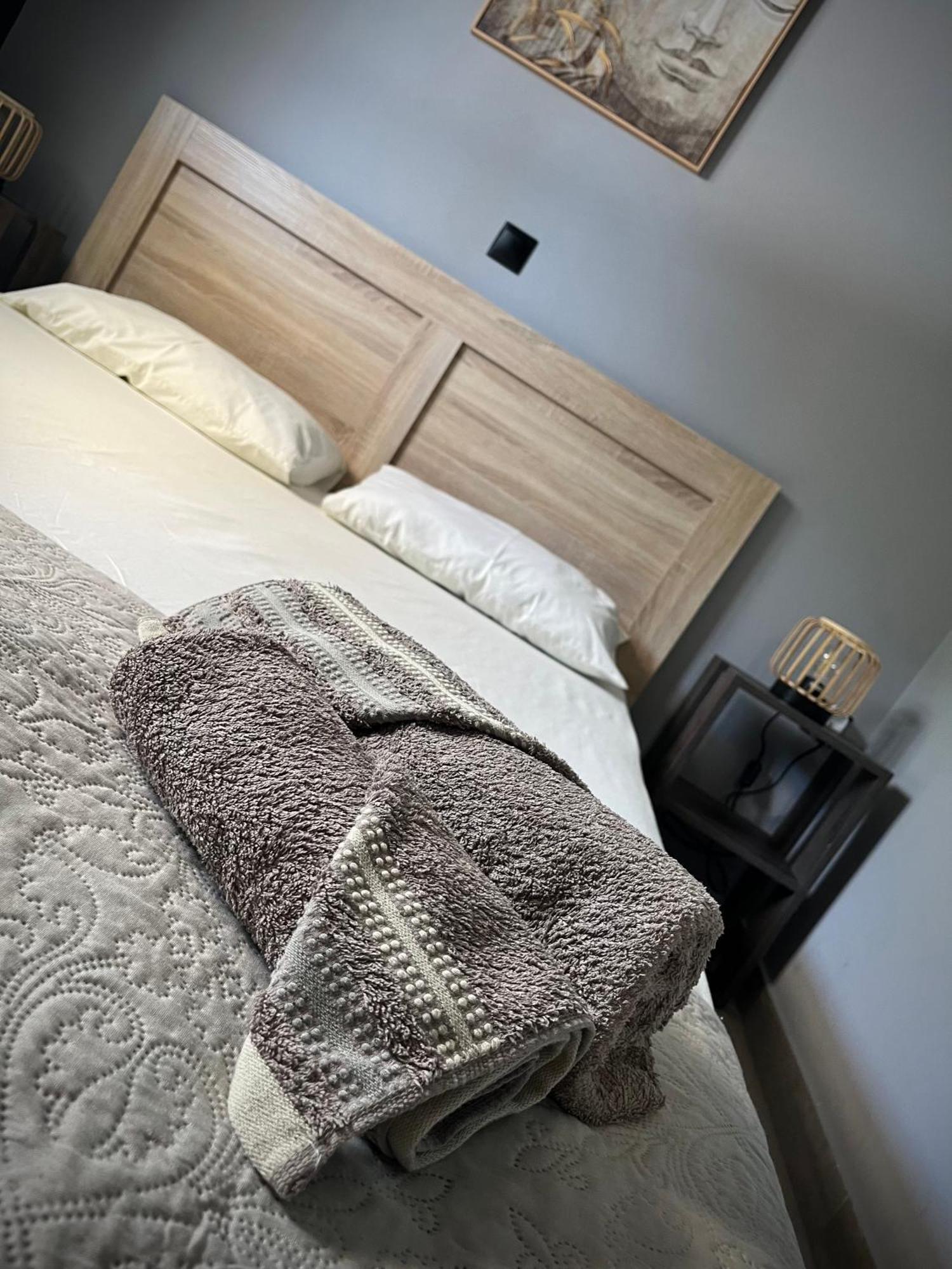 Joannas Airport Luxury Rooms Artémida Eksteriør bilde